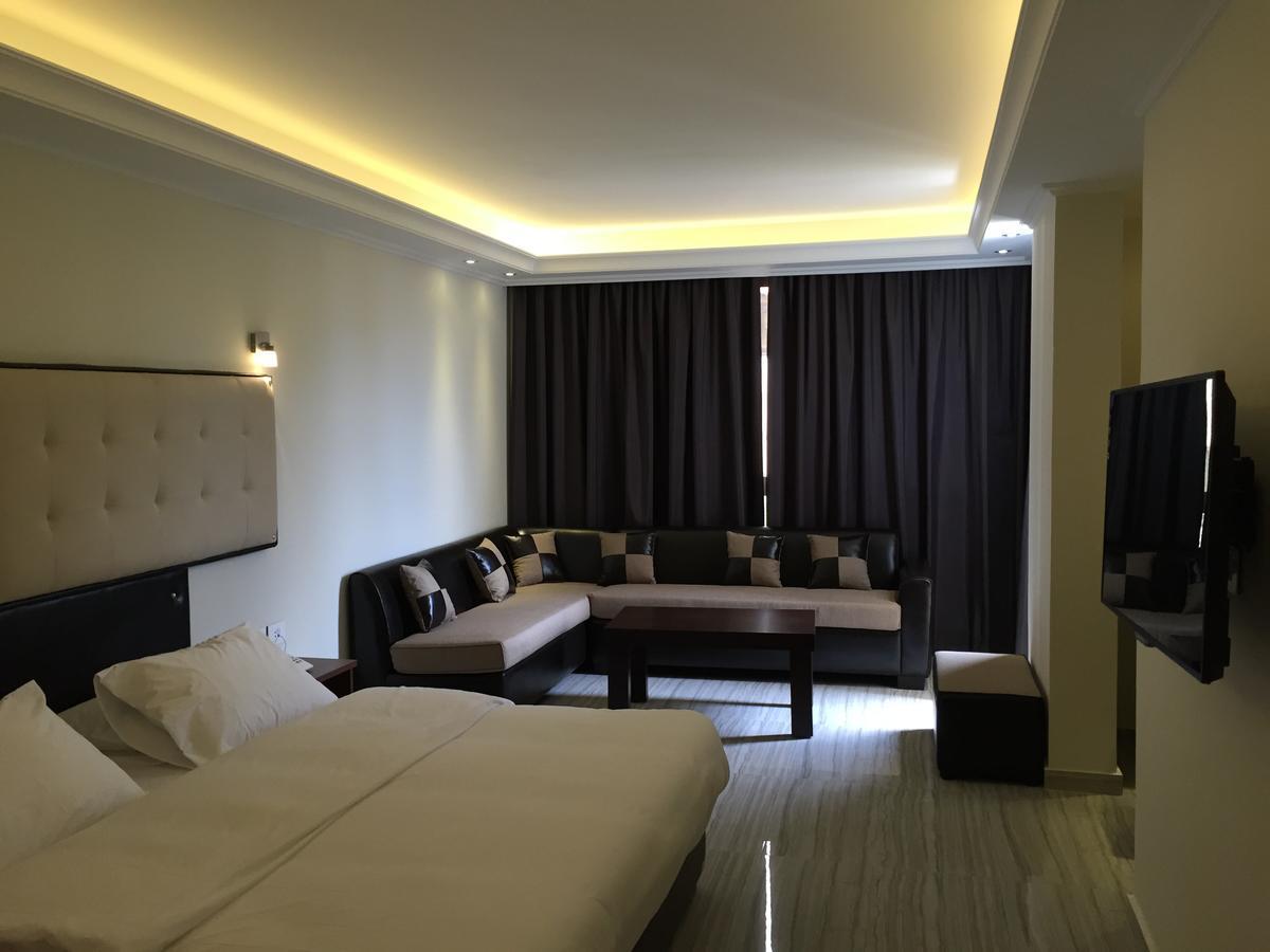 Aphrodite Hotel Ţabarjā 客房 照片