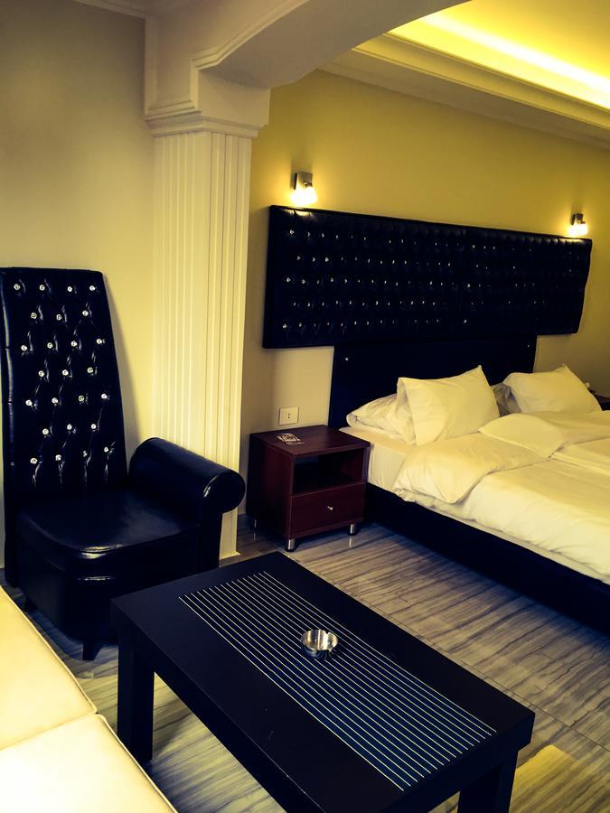 Aphrodite Hotel Ţabarjā 外观 照片